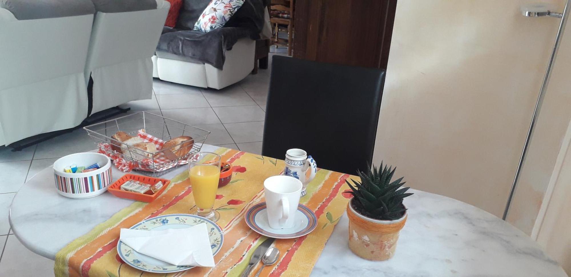 Bed and Breakfast Lauriers Roses Puisserguier Экстерьер фото